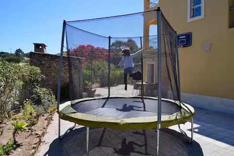 Trampolim para diversão